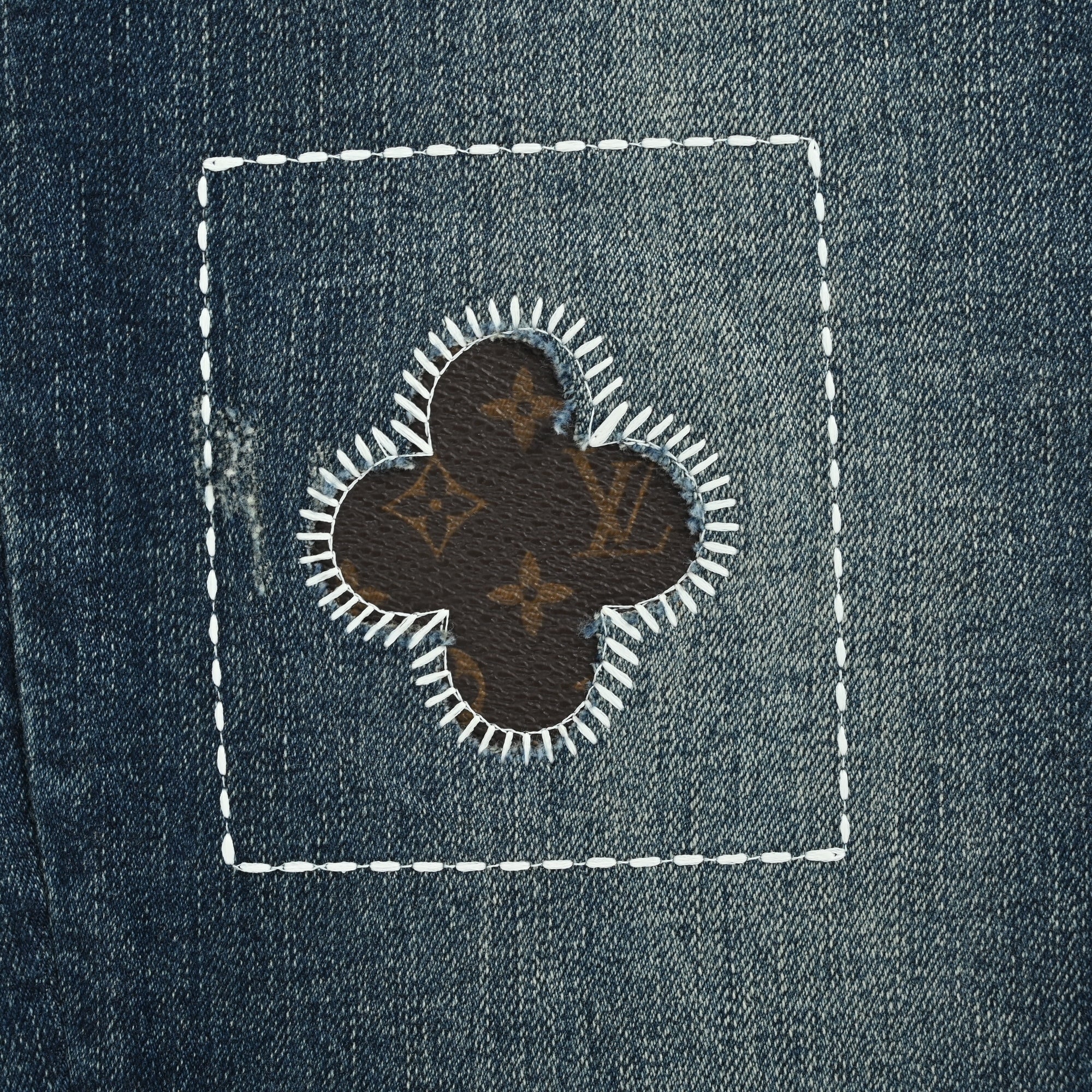 Louis Vuitton LV Patch Embroidered Heavy-Wash Slim Jeans 2025 XM5201225