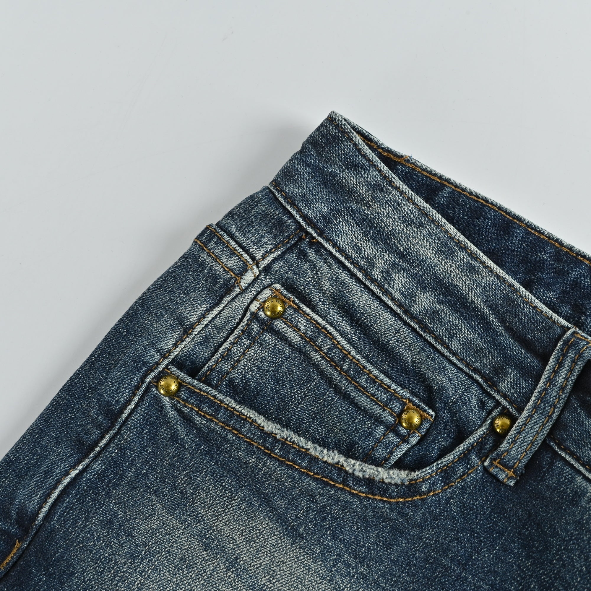 Louis Vuitton LV Patch Embroidered Heavy-Wash Slim Jeans 2025 XM5201225