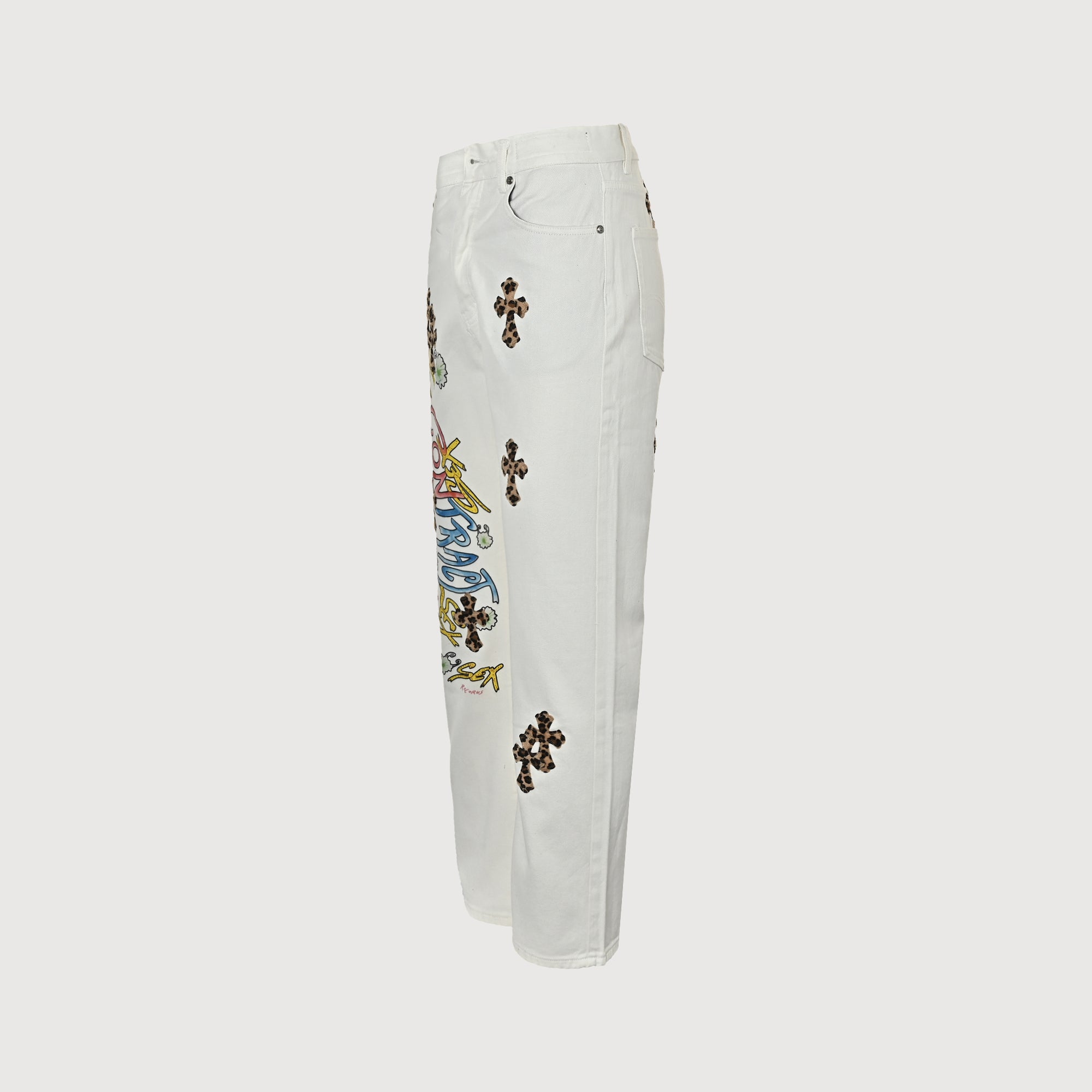 Chrome Hearts Couture Cross Leather Appliqué Graffiti Washed Denim Jeans – Unisex  XM5600824-GRF