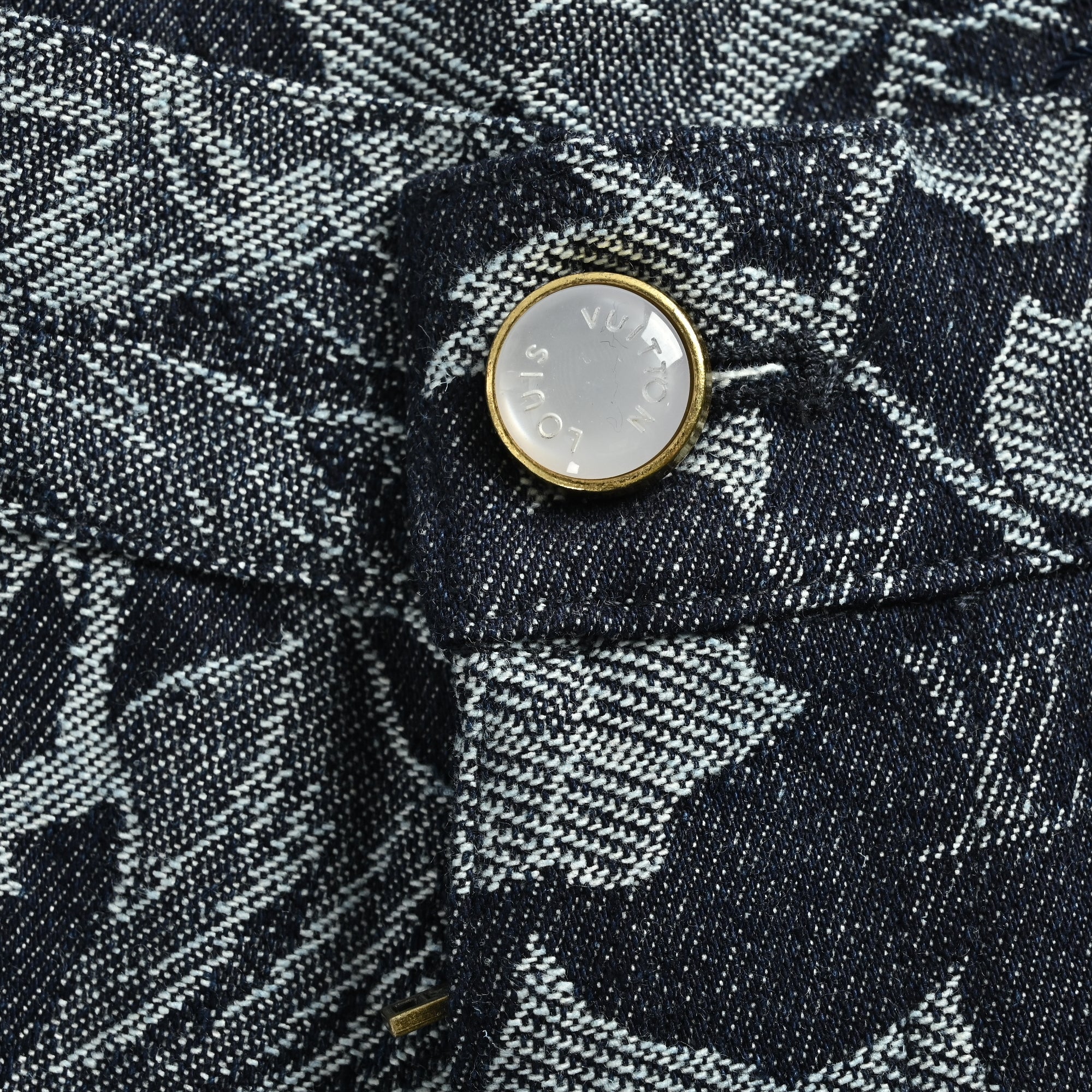 Louis Vuitton Floral Jacquard Denim Shorts – Unisex HY3400701-SHT