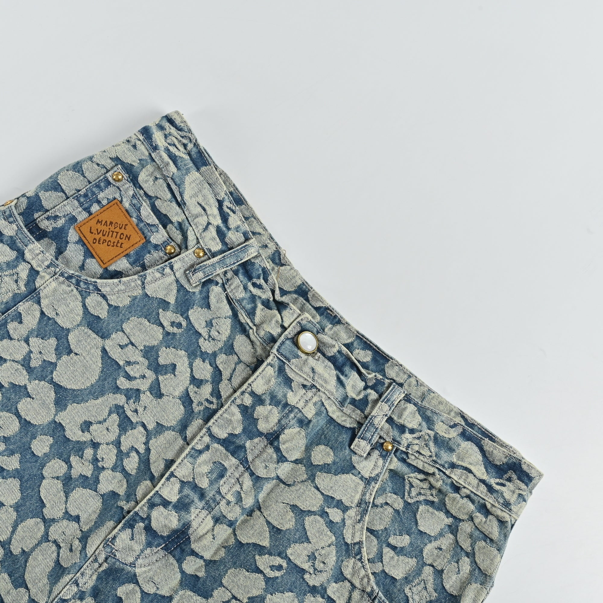 Louis Vuitton × Nigo 25SS Burnout Monogram Cargo Jeans – Unisex DK6401109