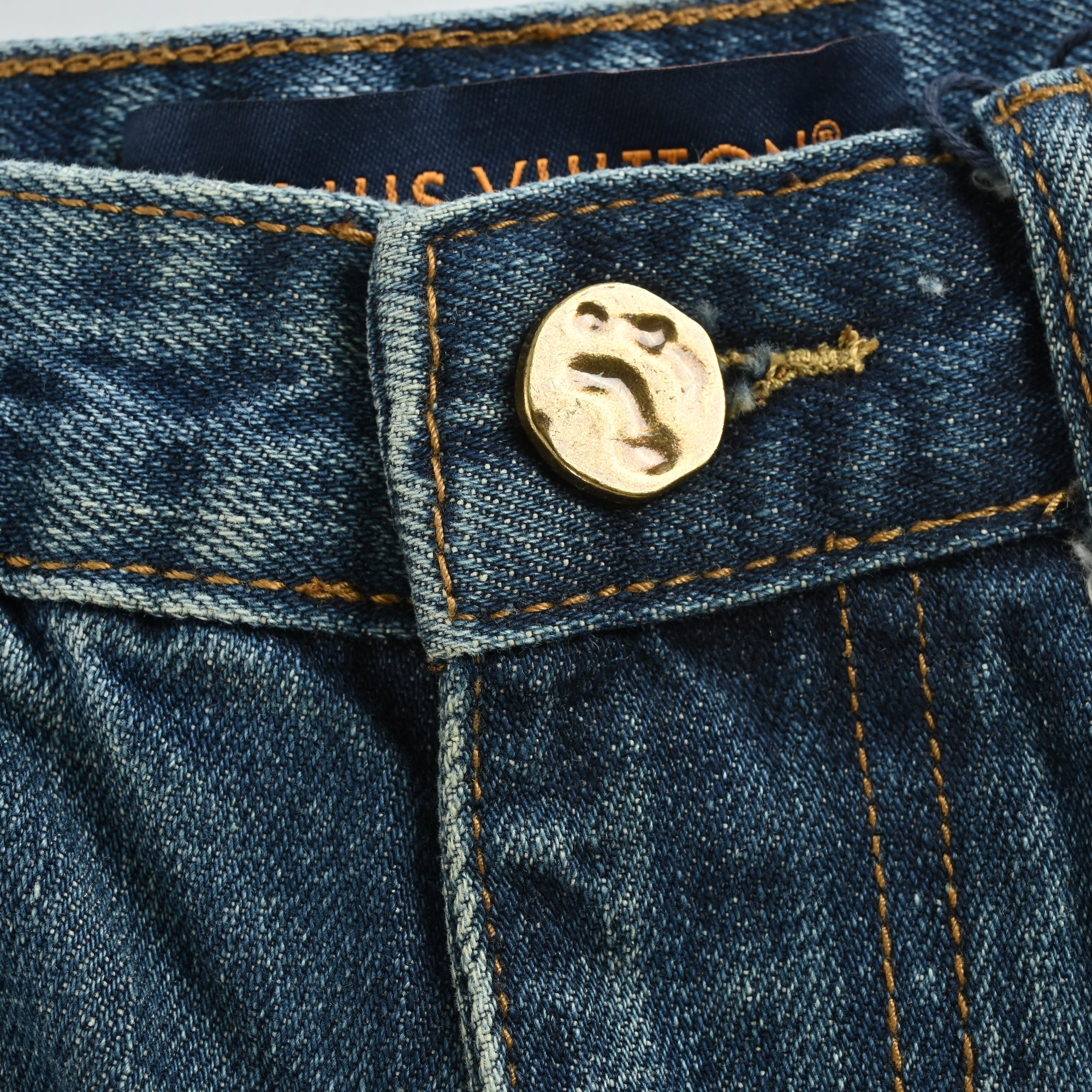 Louis Vuitton 25FW Wave-Stripe Washed Denim Jeans – Unisex  HH5201115