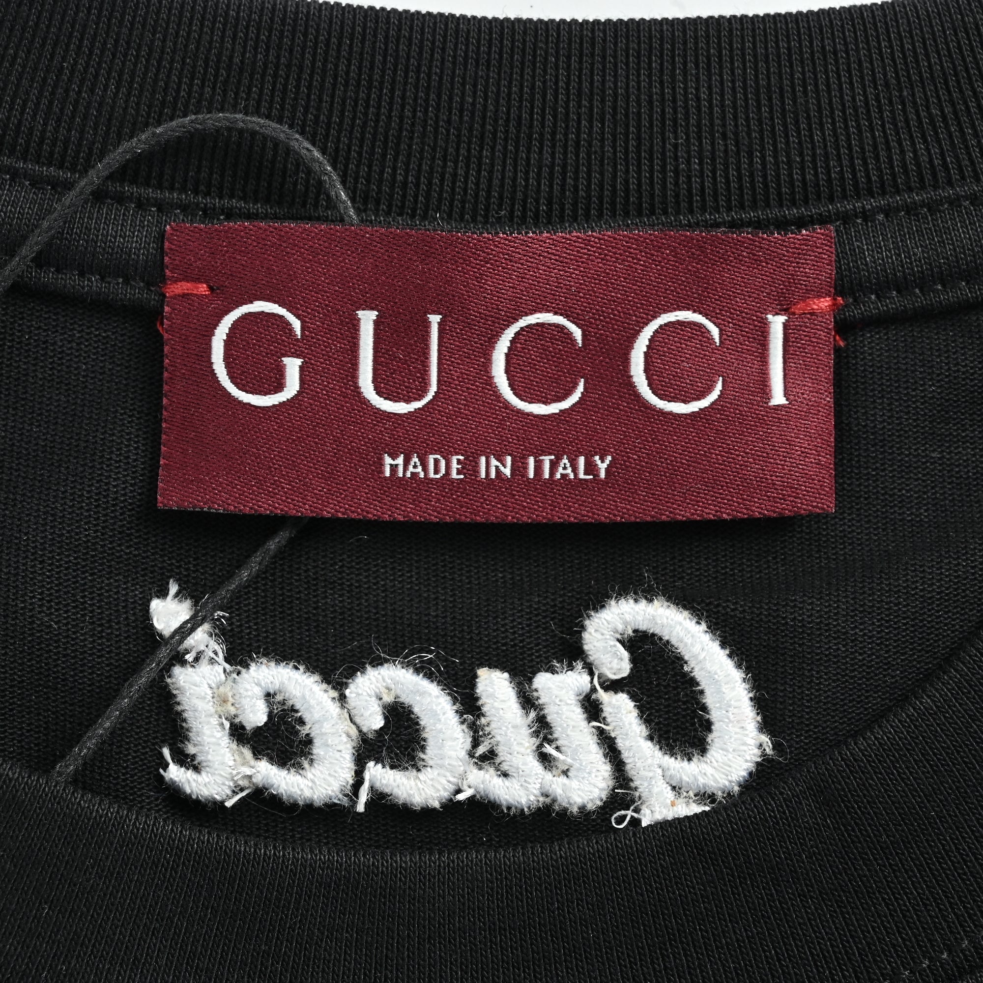 Gucci Classic Embroidered Logo Short Sleeve Tee – Heavyweight Cotton TS2600421