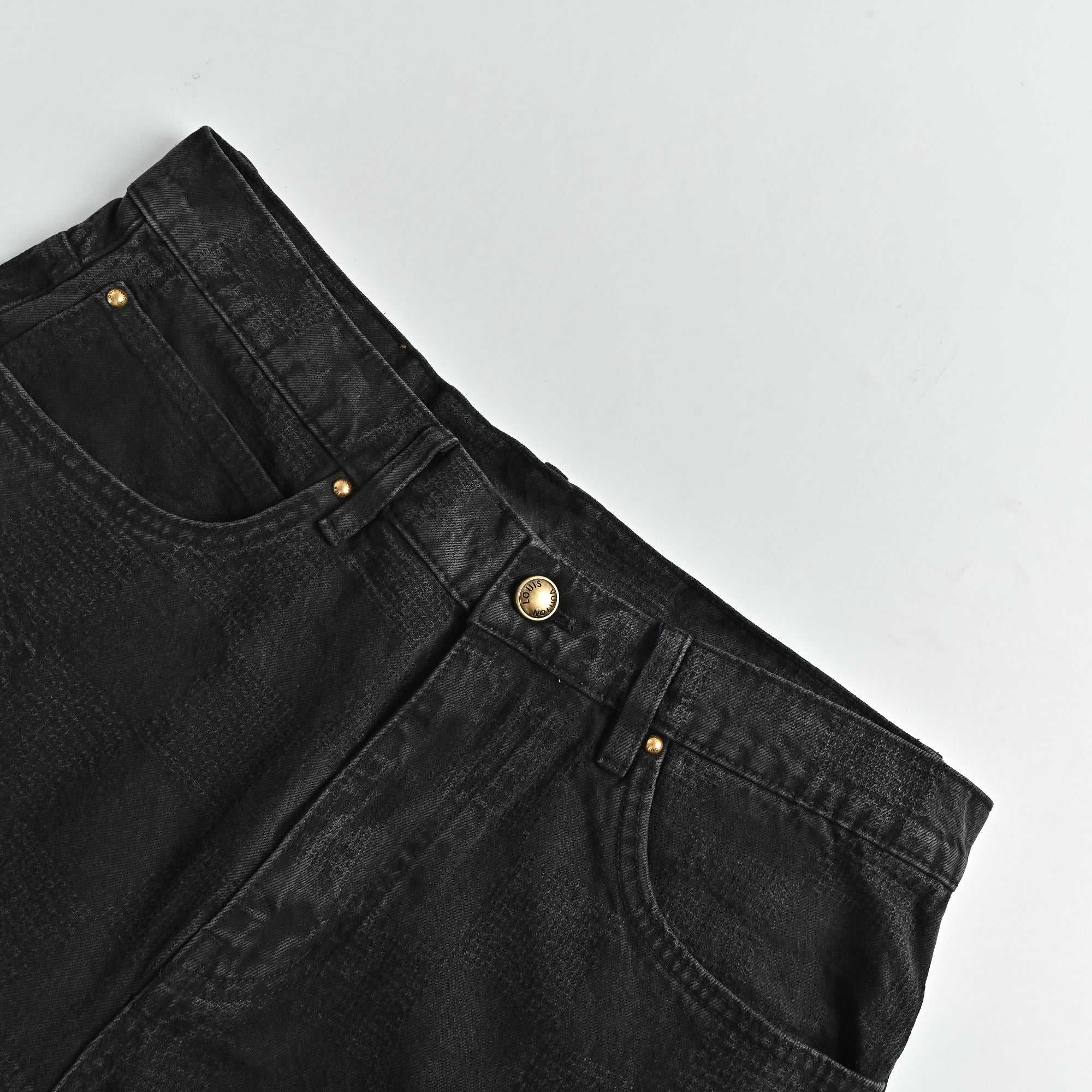 Louis Vuitton 25FW Embroidered Logo Wide-Leg Denim Jeans – Unisex DK6001215