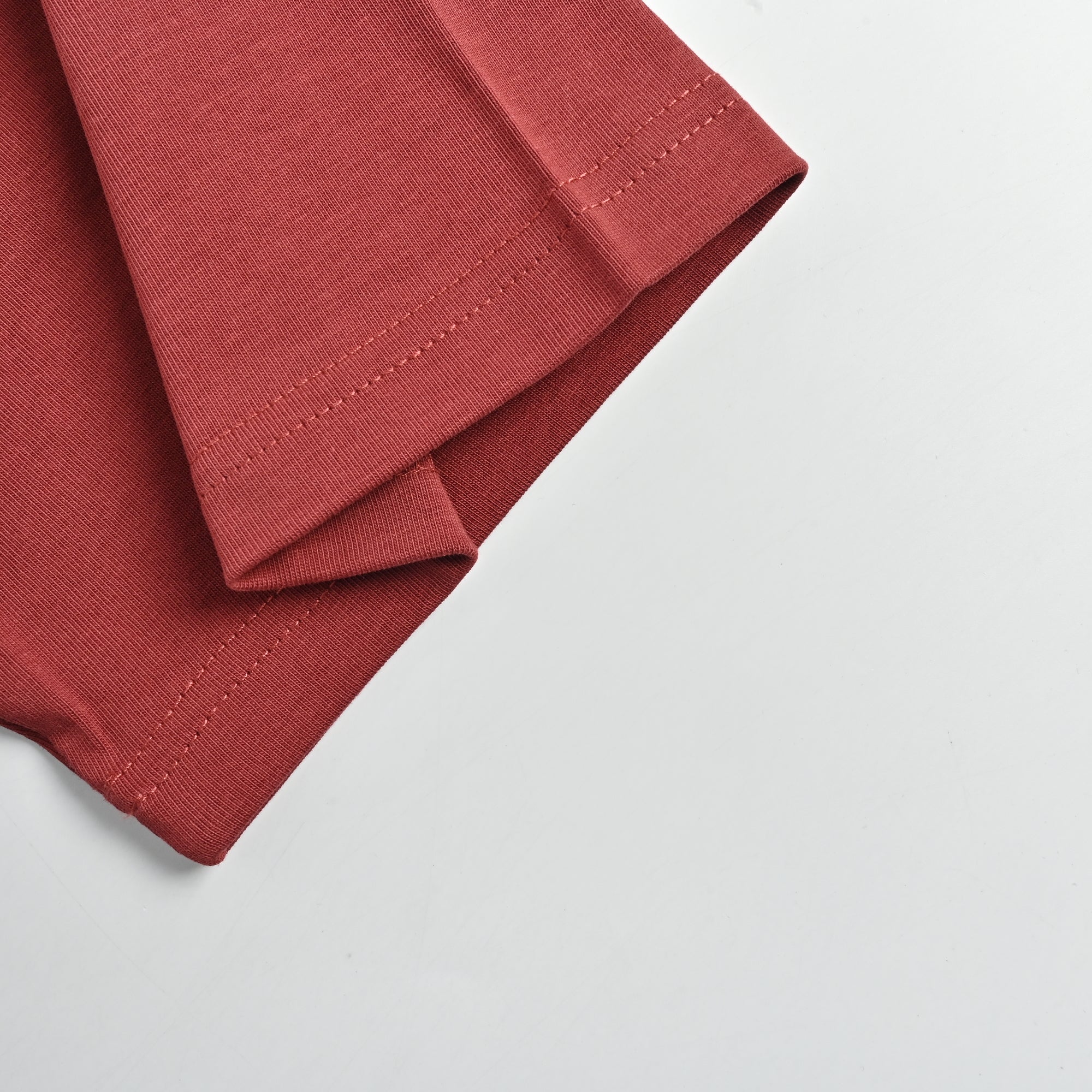 Gucci Classic Embroidered Logo Short Sleeve Tee – Red TS2600421