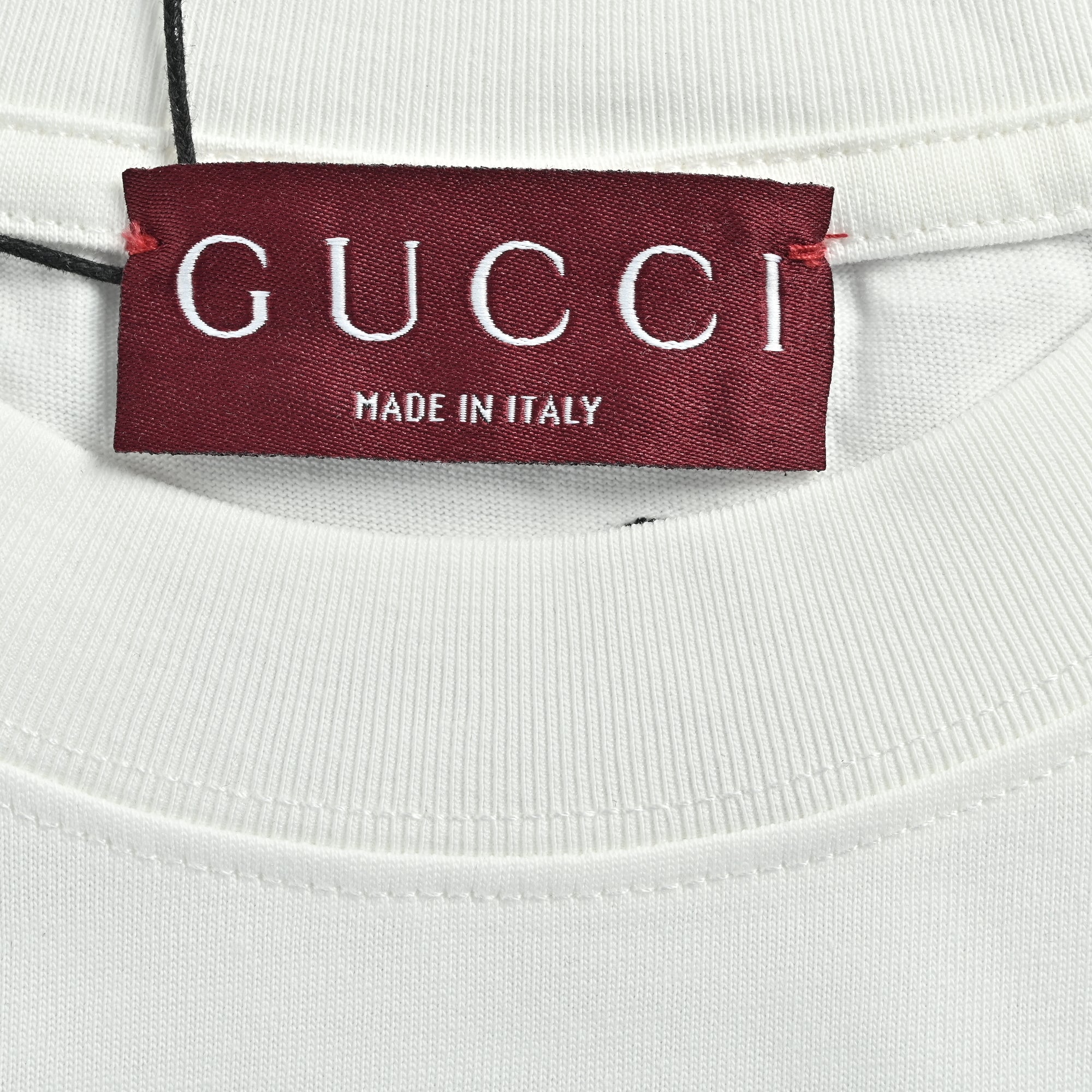 Gucci Classic Embroidered Logo Short Sleeve Tee – White TS2600421