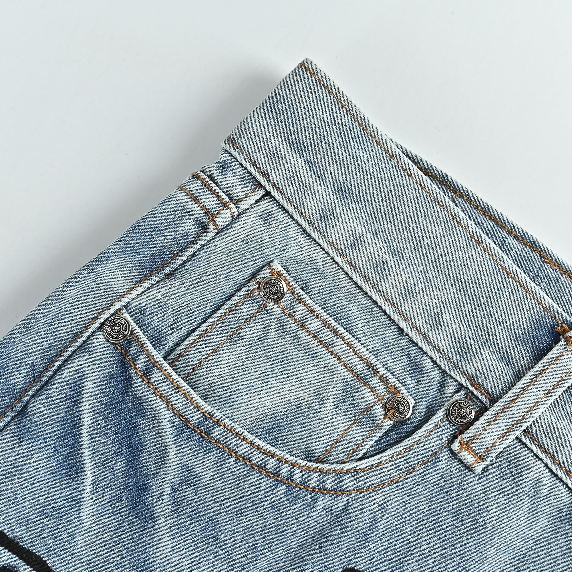Loewe Classic Minimalist Heavy-Washed Jeans – Unisex XM5201125